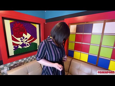 ❤️ 큰 가슴을 가진 일본인 귀염둥이는 섹스 토이로 자위하고 오르가슴을 가지고 있습니다. 그녀는 인터뷰에서 그녀의 빌어먹을 경험에 대해 이야기합니다. 큰 가슴과 털이 많은 보지가 큰 소리로 신음합니다. 오사카포르노 섹스 우리 ❌️